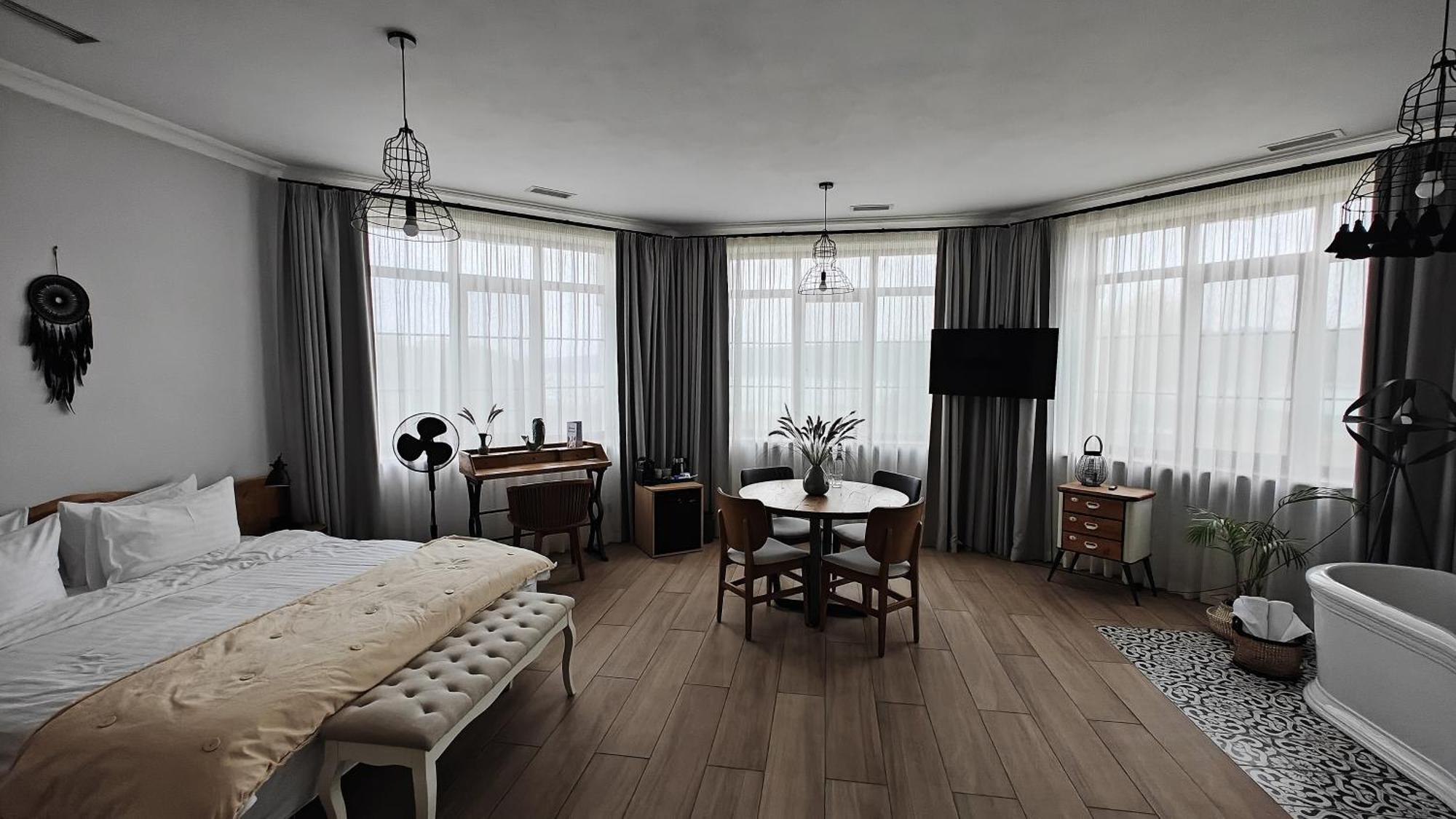 Bobritsa Dacha Hotel Luaran gambar