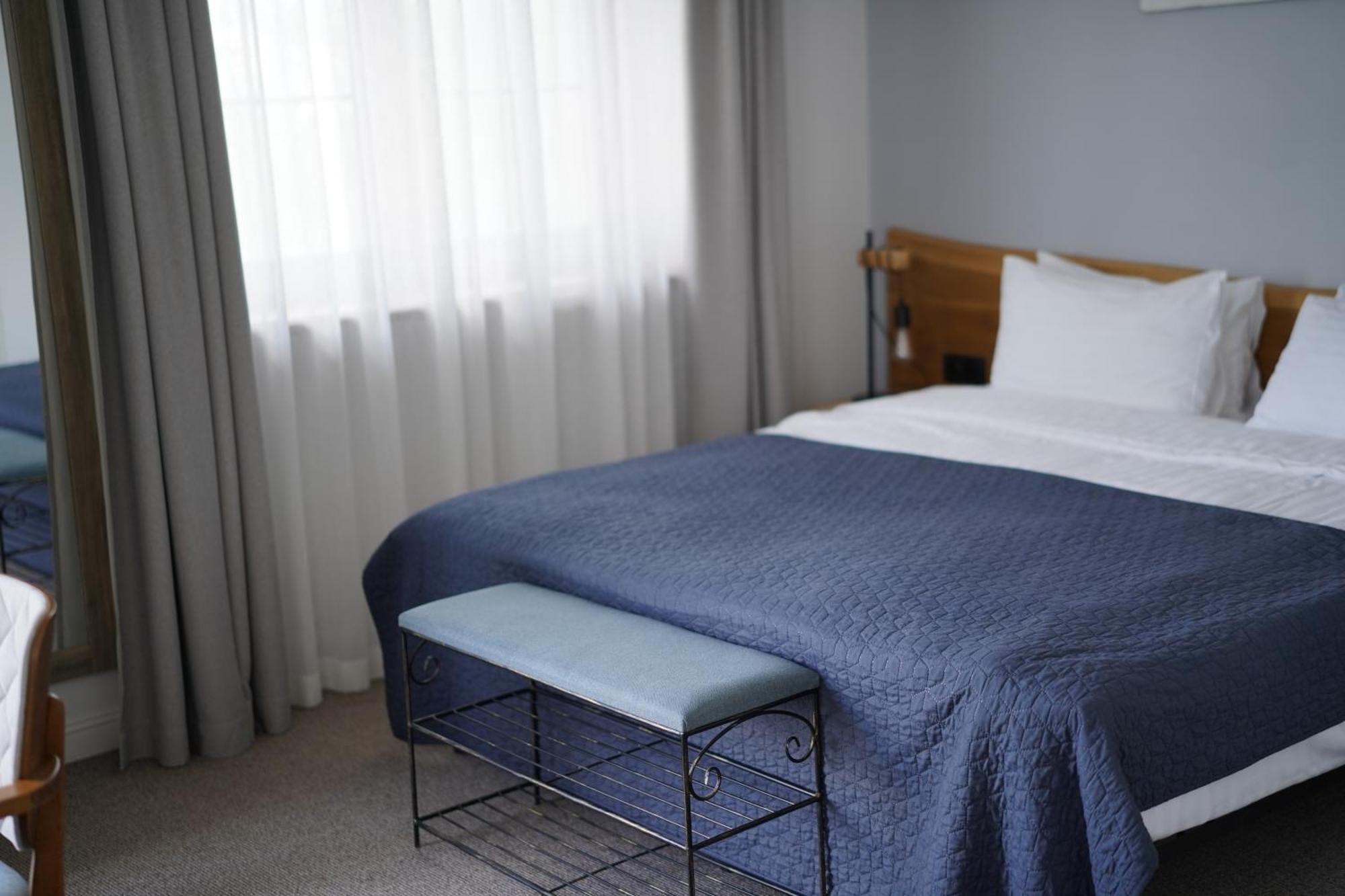 Bobritsa Dacha Hotel Luaran gambar